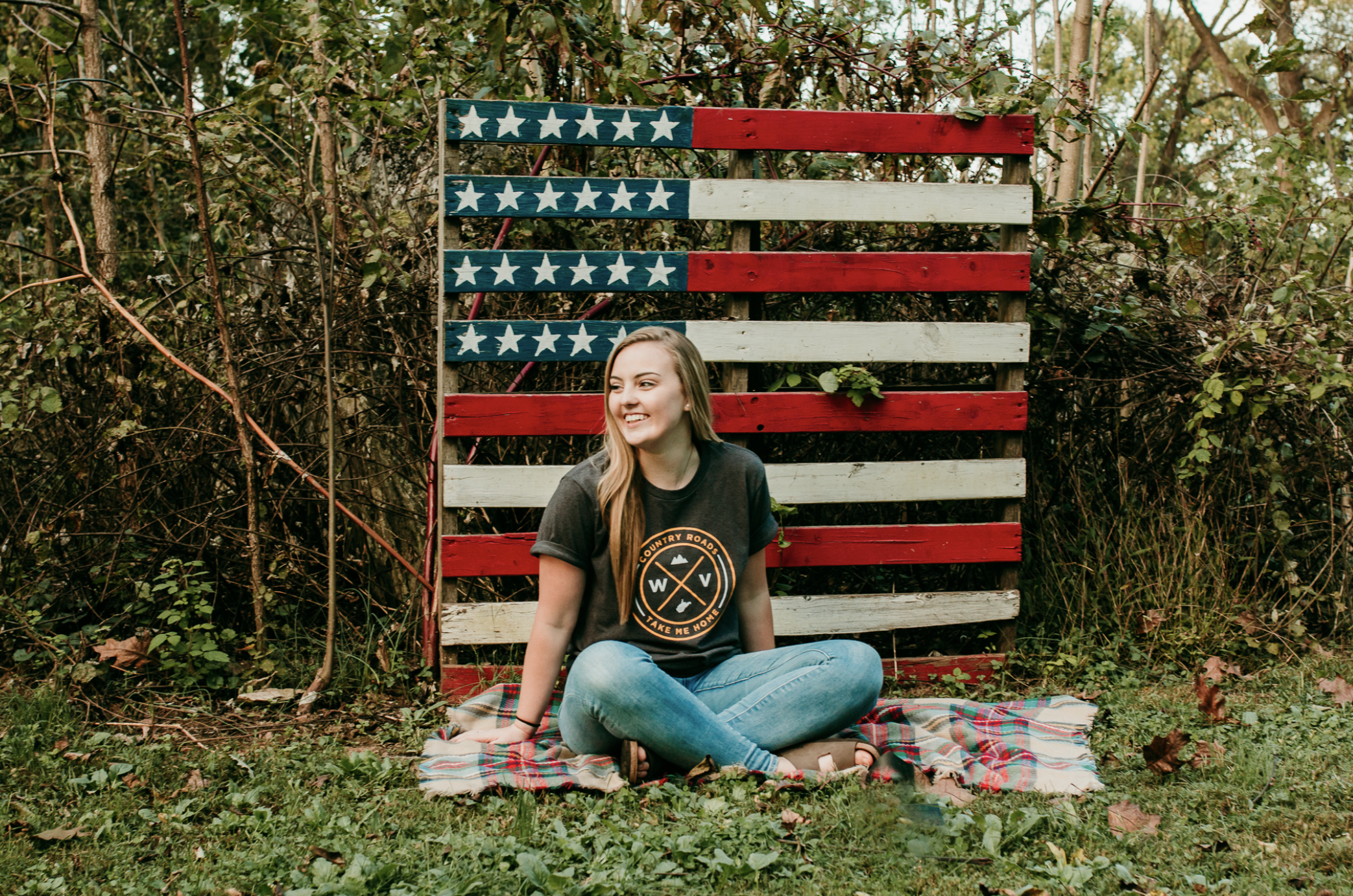 Loving WV - Wholesale Screen Printed T-Shirt - Unisex - WV Seal Shirt3