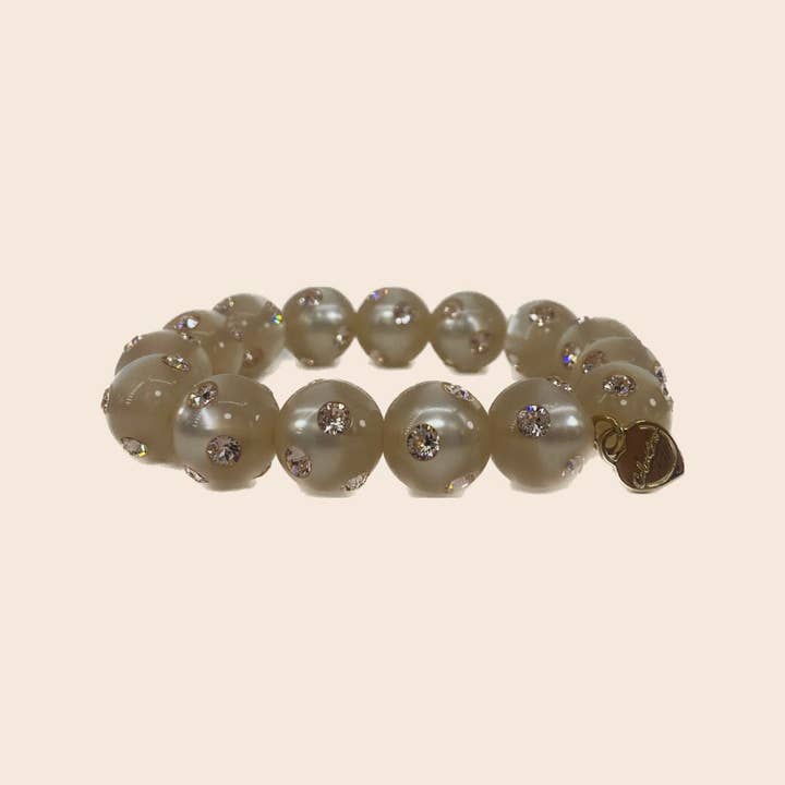 champaign Classico Bari pearl bracelet in champagne for wholesale on Faire