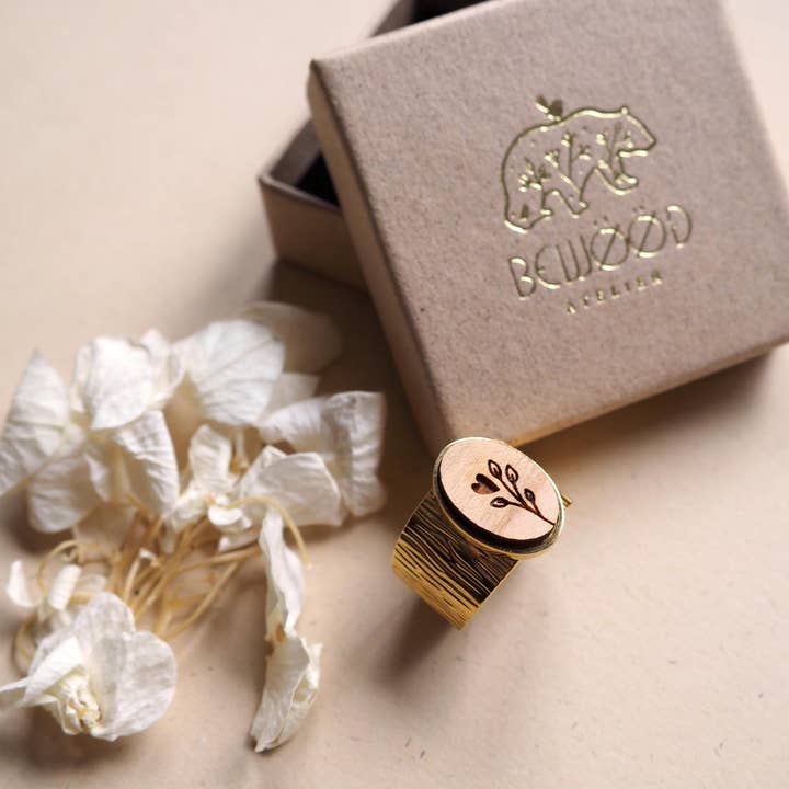 Bague Margaret pour la vente par Bewood