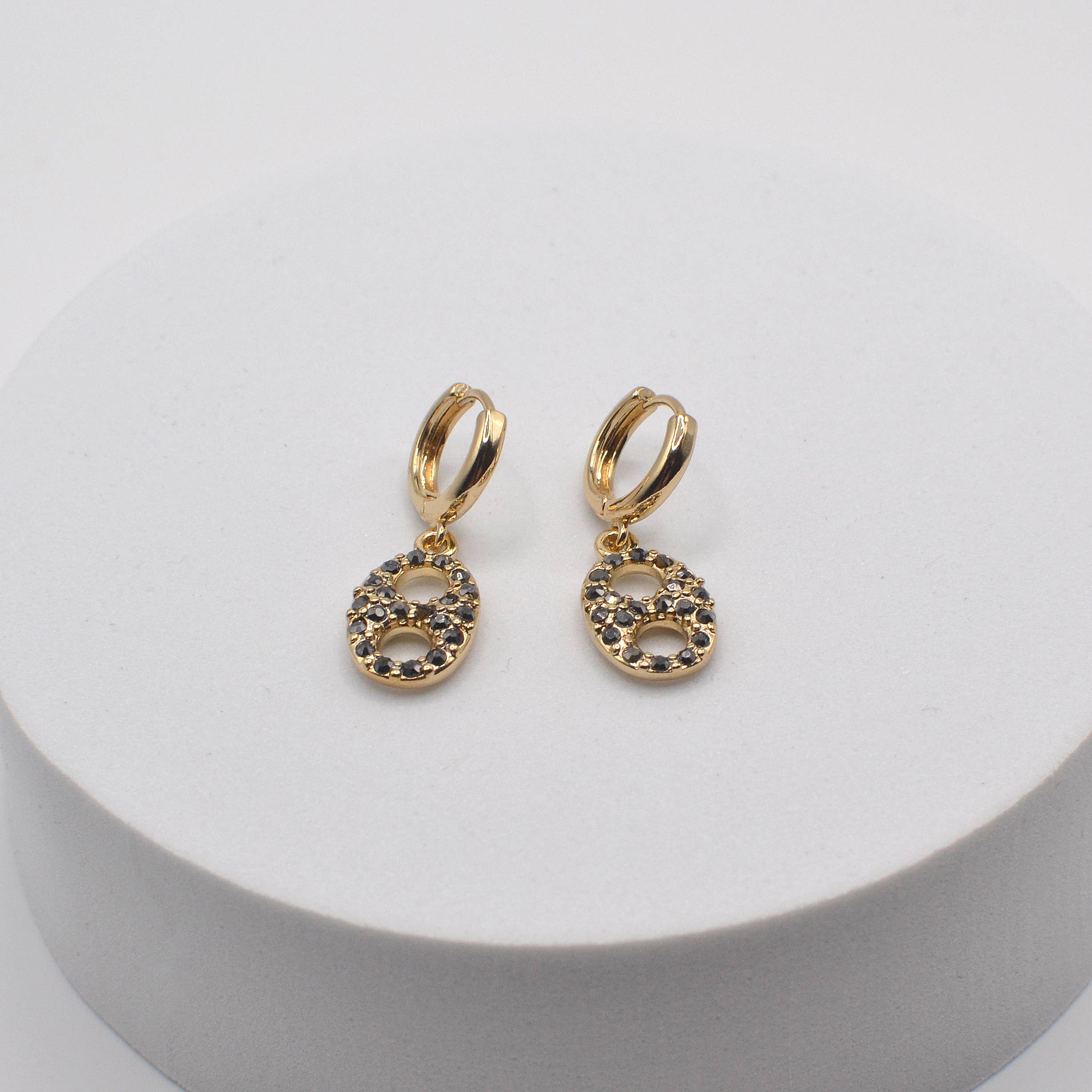 StarryNYC - Wholesale Huggie Earrings - Pig Nose Stone Huggie Earrings6