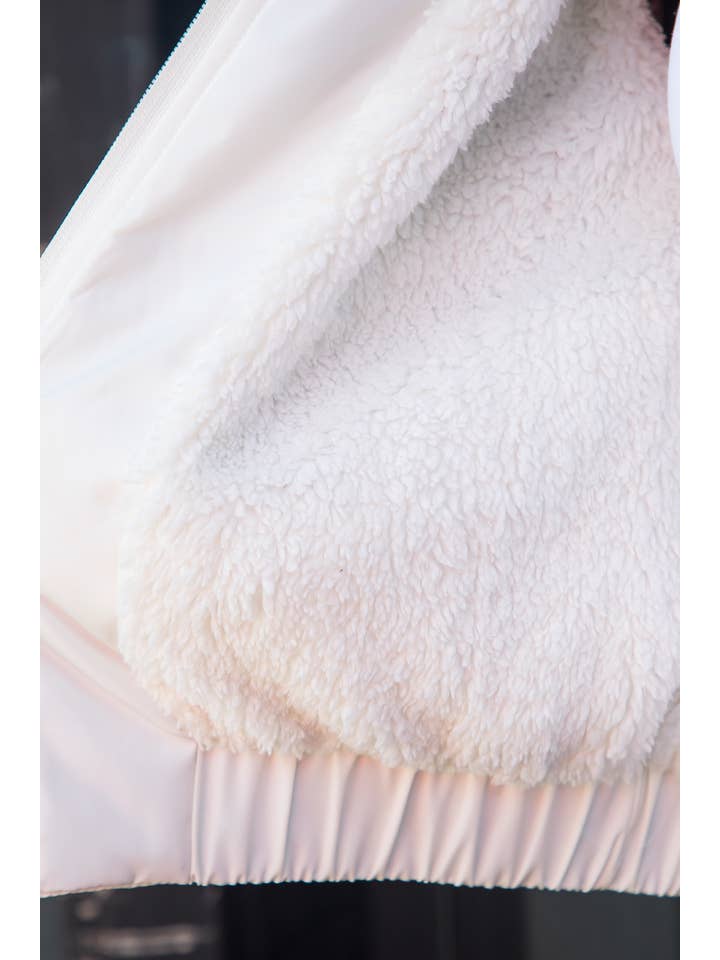 26 International - Wholesale Windbreaker - Women's - Color Block Windbreaker With Soft Sherpa Line4