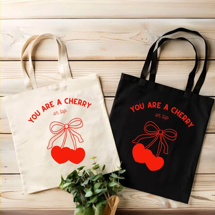 Vous êtes le sac fourre-tout Cherry on Top pour la vente par brattybloom