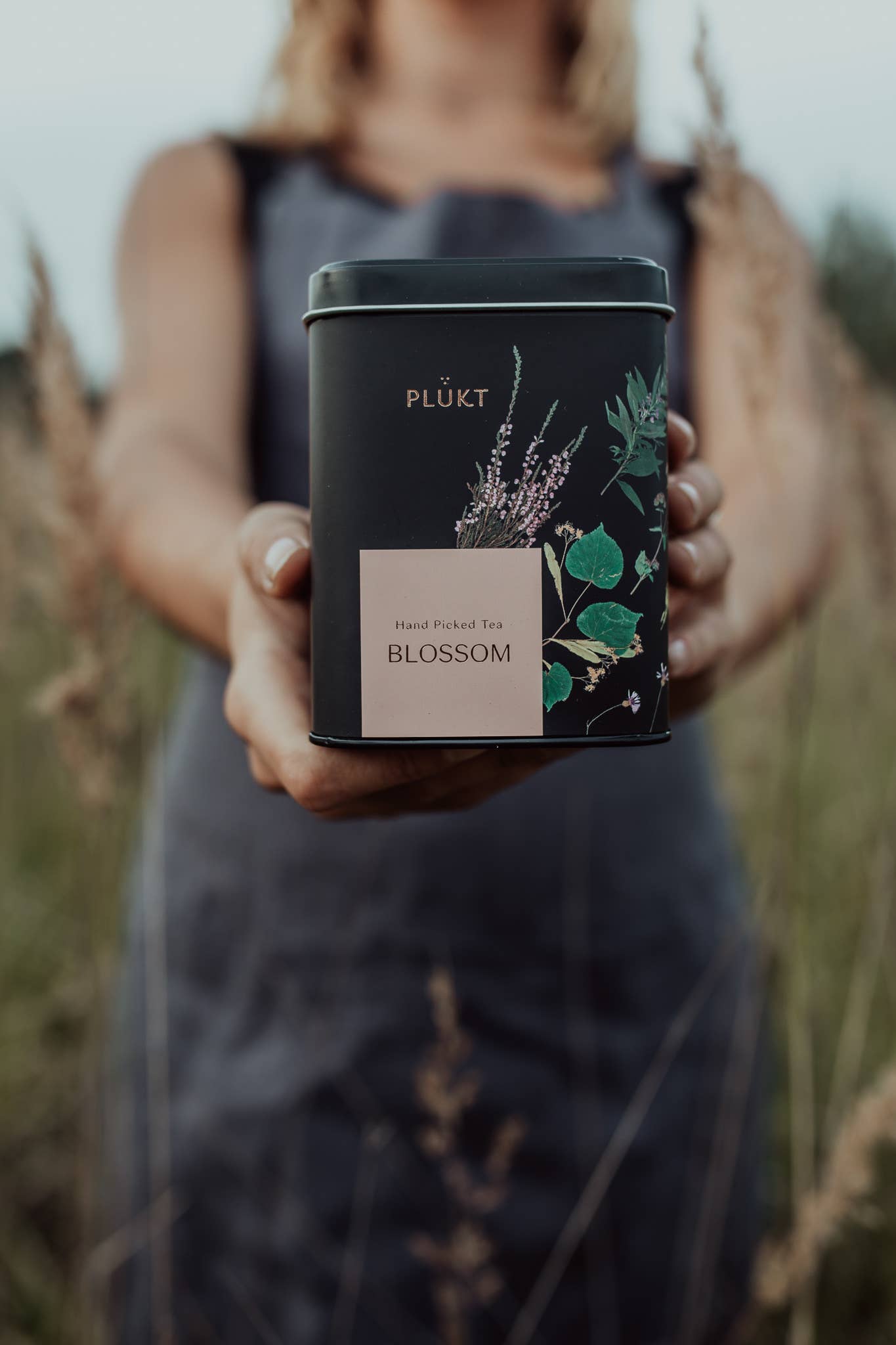 Plūkt – Großhandel Gesundheits-/Entgiftungstee – Tea Blend Blossom – Bio-Kräuterblüten-Tee aus nordischen Wiesen5