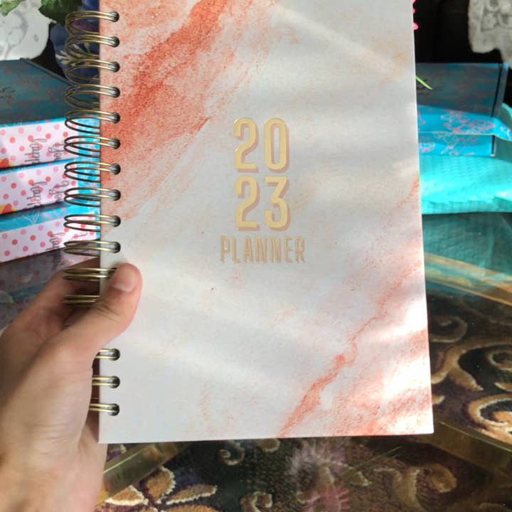 Nude Breeze - 2023 Spiral Planner - A5 Storlek för wholesale av Amy Designs