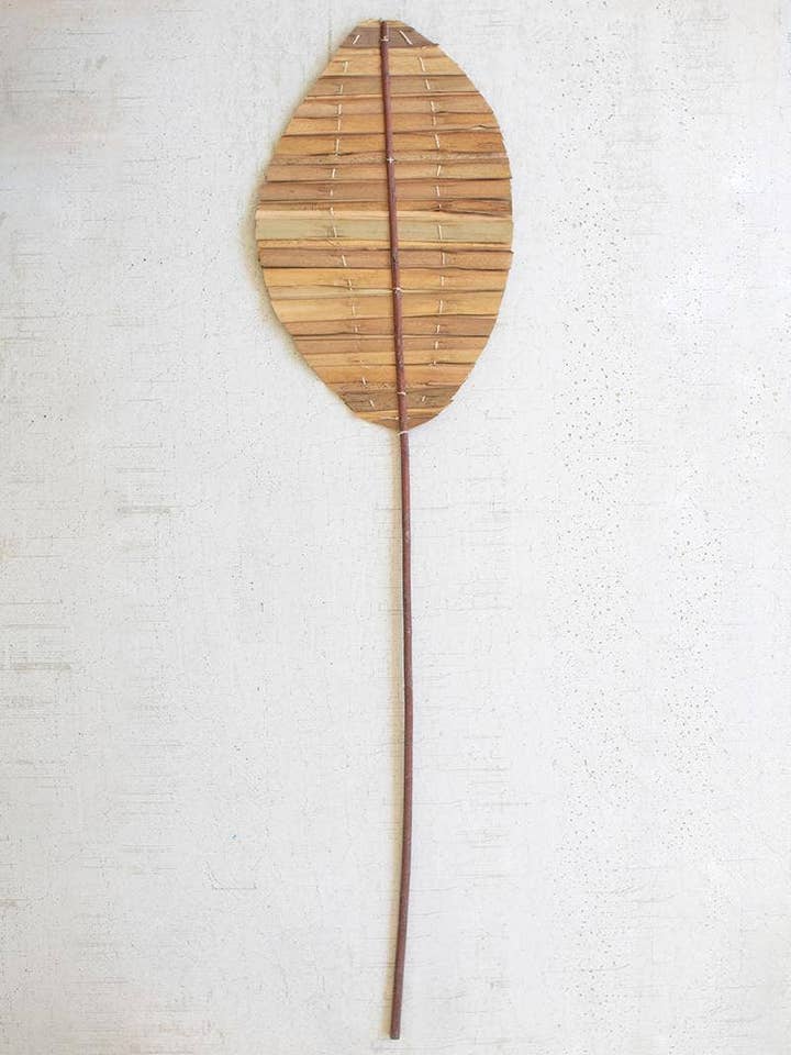 Tear Drop Natural Hogla Leaf with Stem for wholesale by Kalalou
