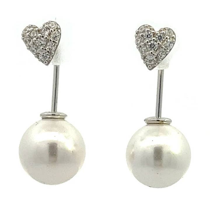 Delikate dobbeltørestikker med hjerte og kunstperler - en uundgåelig smykketrend for engroshandel hos Gigi & Jen