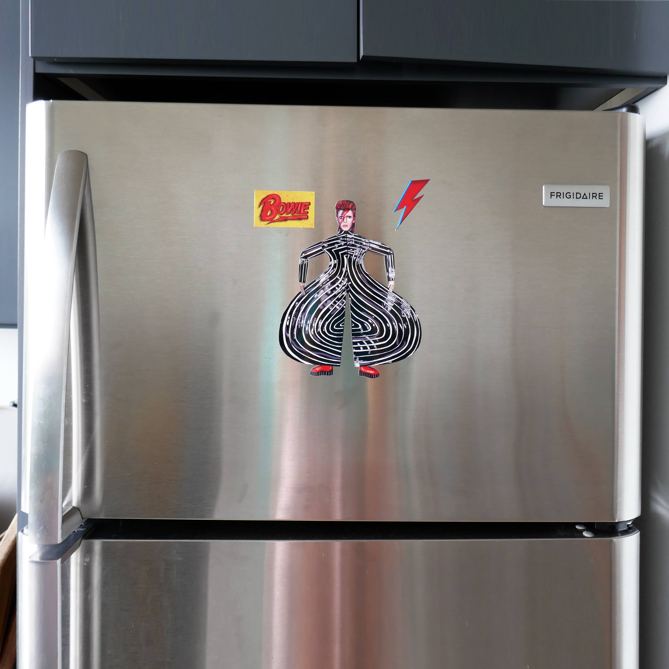 THE PAPER IDOLL – Großhandel Magnete – Bewegliche Magnetpuppe David Bowie | Britischer Rockstar8