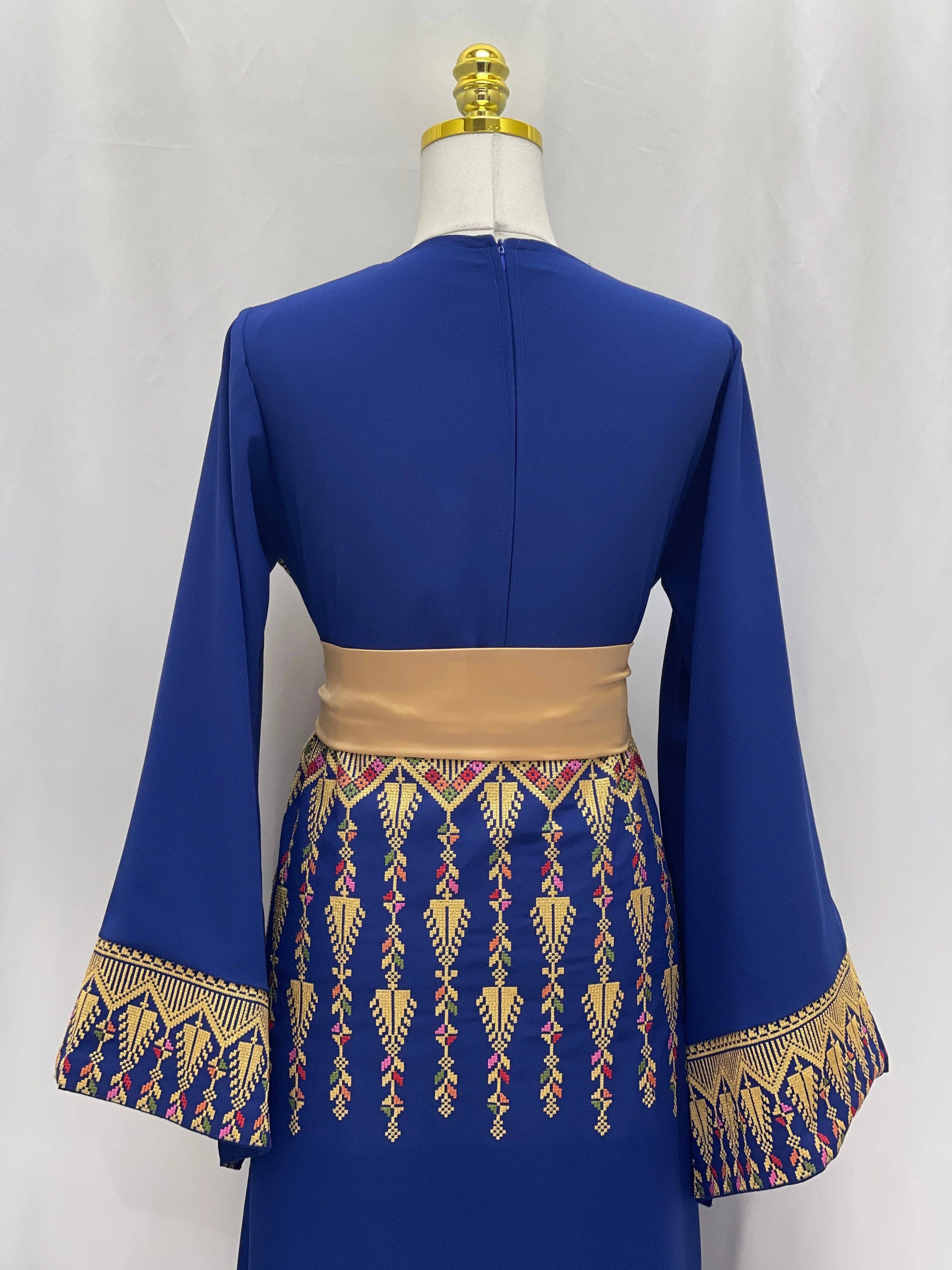 Palestinian Elegance - Vente Robe – femme - Robe Suha Modren Brodée : Une Harmonie Parfaite de Tradition14