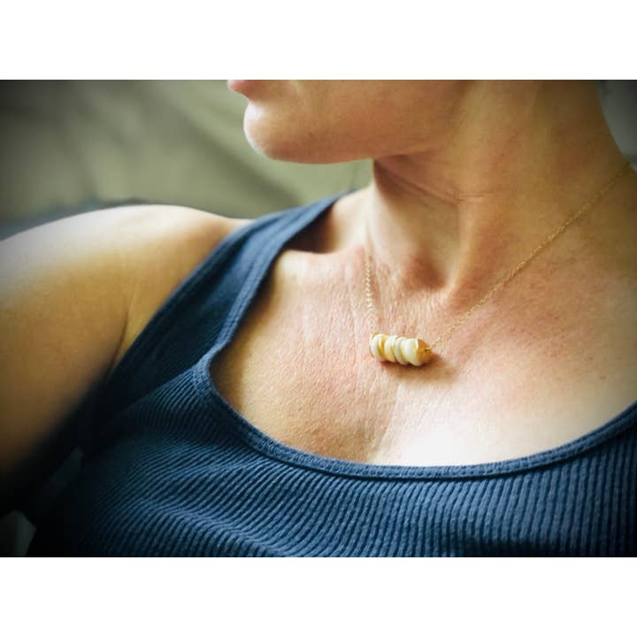 Cali Kai Hawaii - Wholesale Pendant/Charm Necklace - Puka Shell Necklace Gold FilledÂ