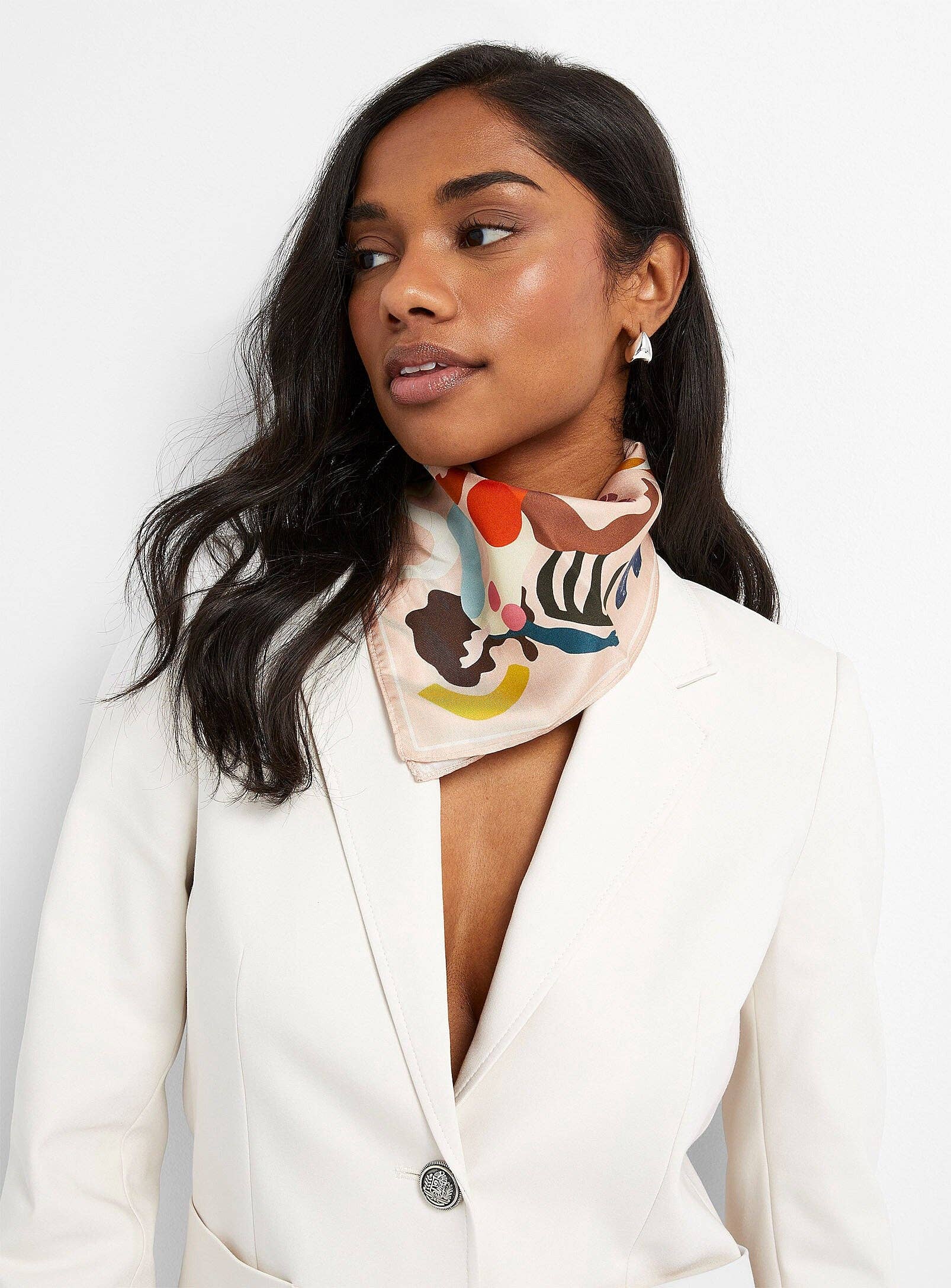 Dora Nola - Wholesale Scarf - Women's - She/Her silk neckerchief 502