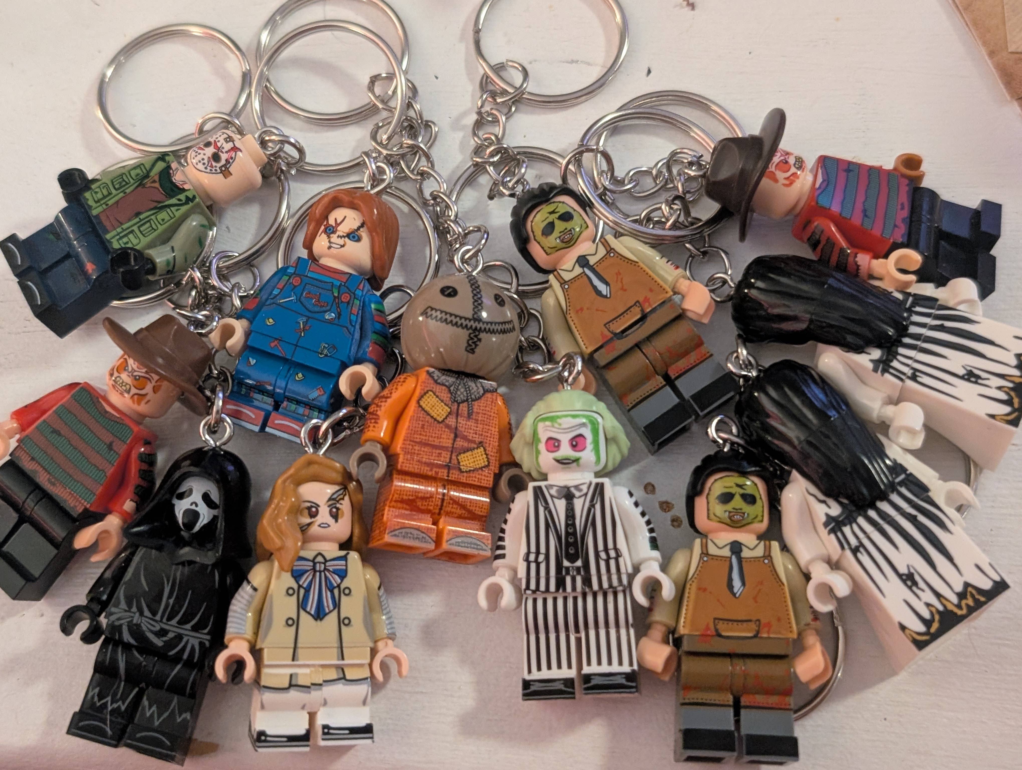 Con-Quest Crafts - Wholesale Keychain - Unisex - Horror Inspired Minifigure Keychains Movie Characters5