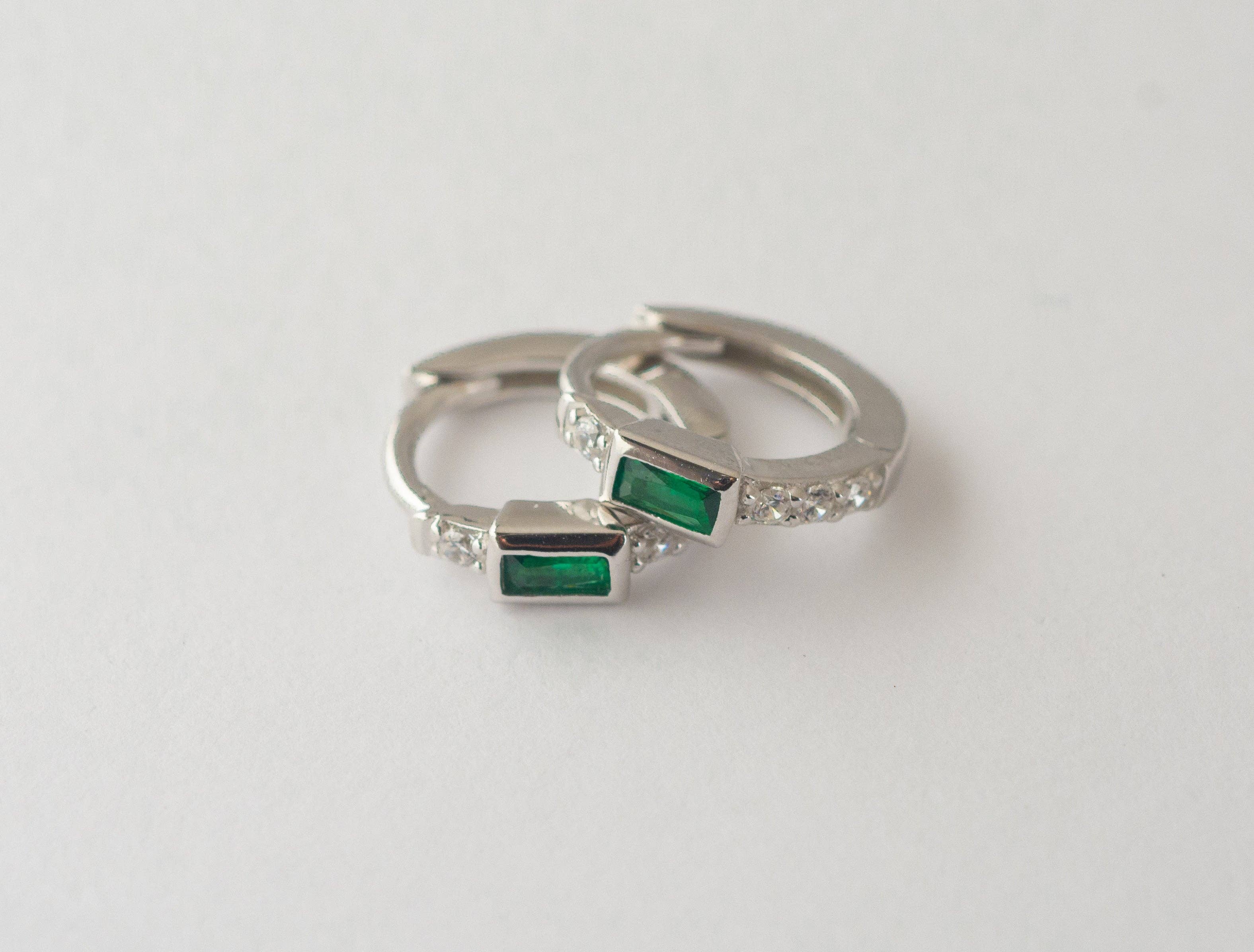 Sami Jewels - Wholesale Huggie Earrings - Emerald Baguette Huggie Earrings6