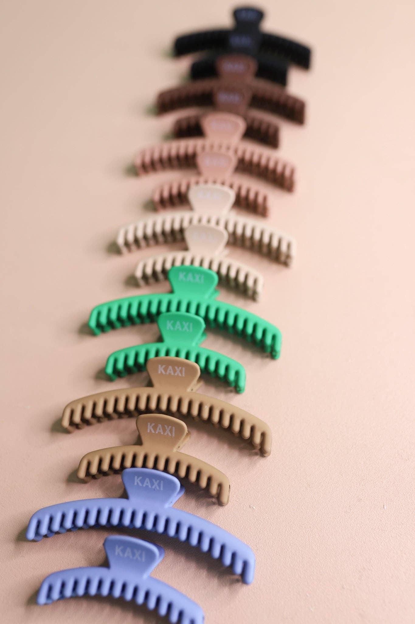 KAXI - Wholesale Hair Clip - Women's - Mini Hold Everything Claw - Matte Finish24