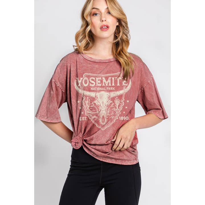 ÜBERGROSSES YOSEMITE-GRAFIK-T-SHIRT für den Großhandel von HRTandLUV