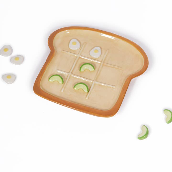 L'expressionist - Wholesale Board Game - Tic tac toe lawyer/egg4