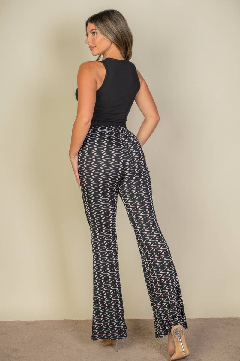 CAPELLA APPAREL - Wholesale Broek - Dames - Flare broek met golvende print en hoge taille11