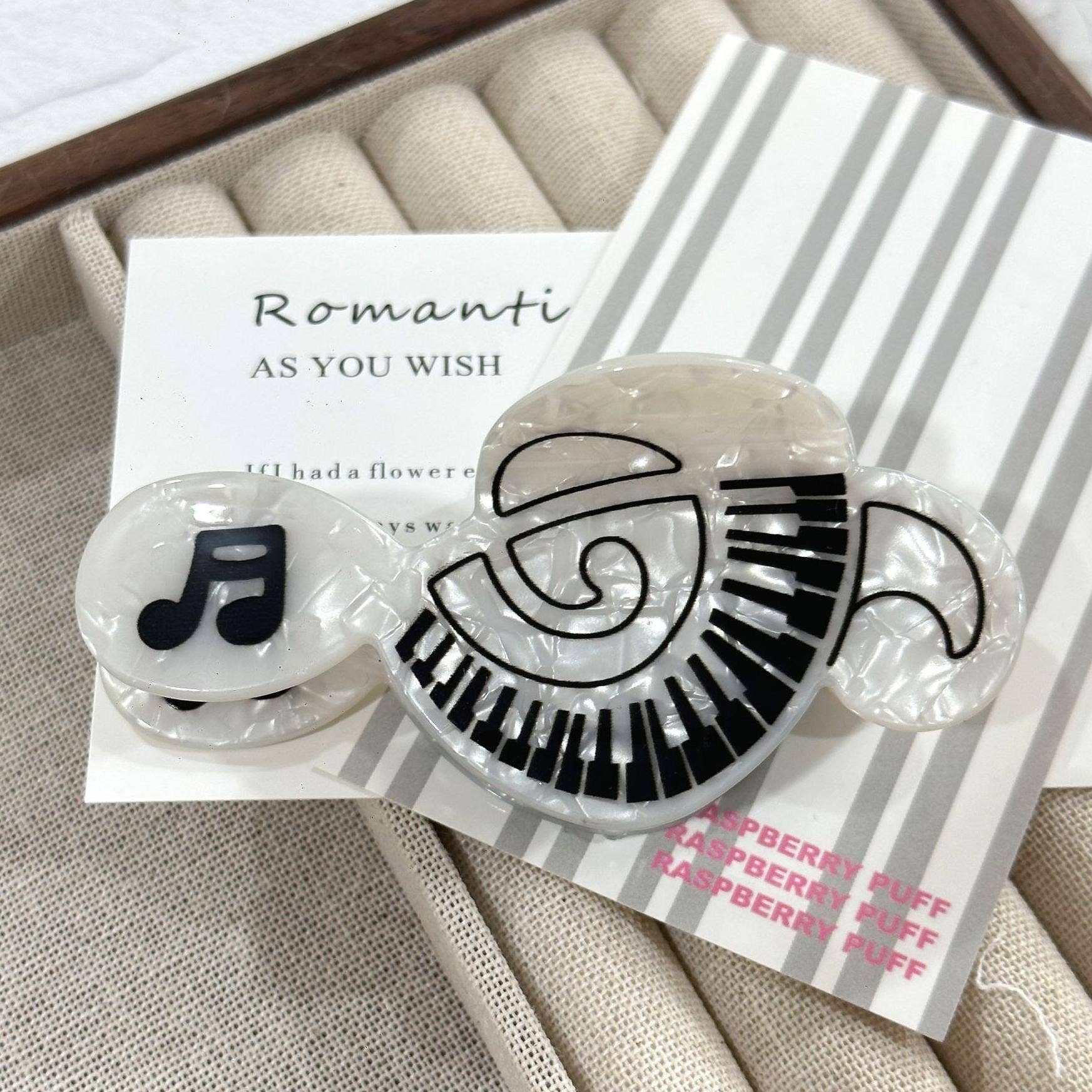 SoapElenGlen - Wholesale Hair Clip - Women's - Simulation Musical Notes Guitar Piano Hiar Claw Clip4