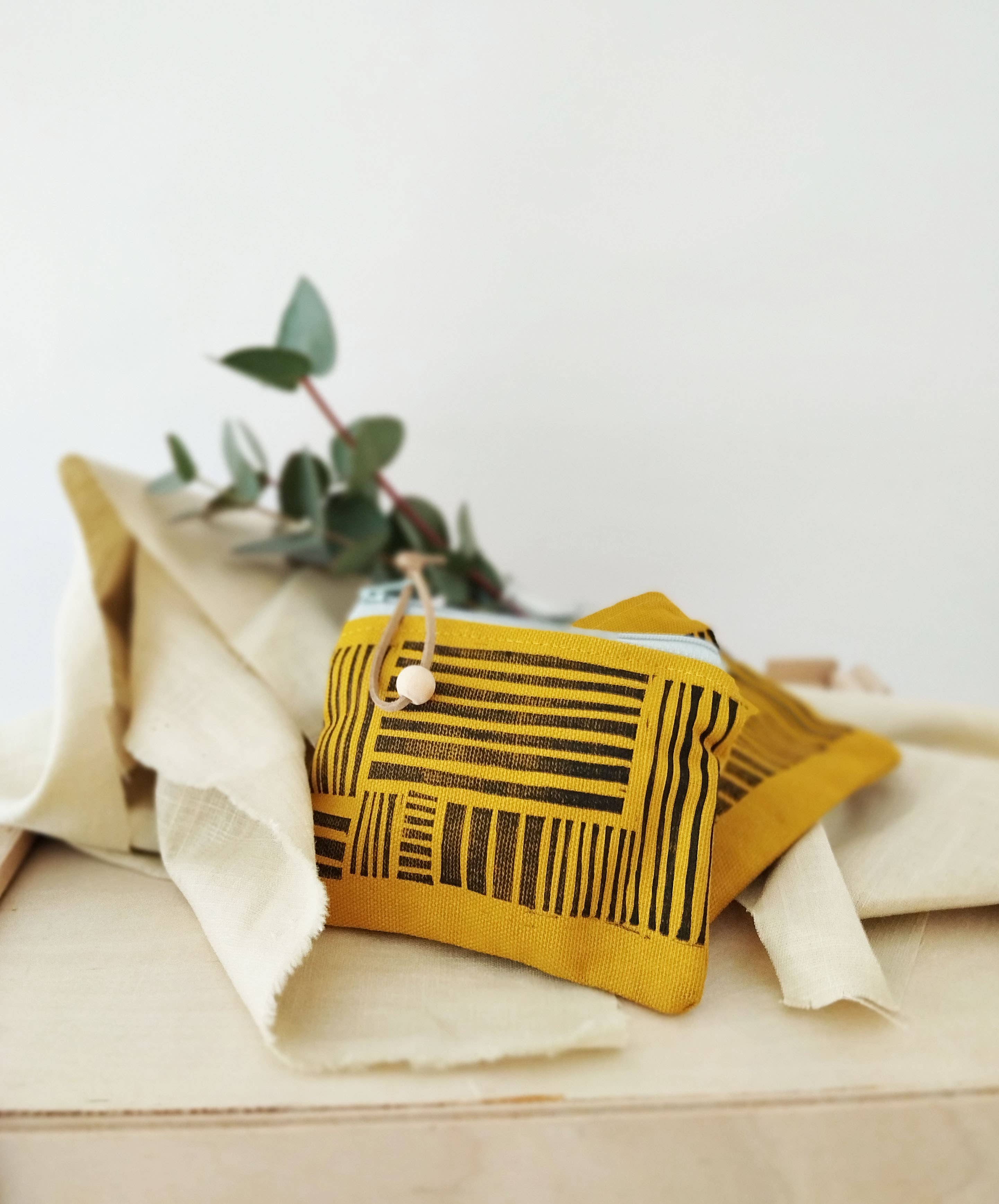 The Ink Job - Wholesale Pouch - Women's - Graphic Pattern Zipper Pouch2