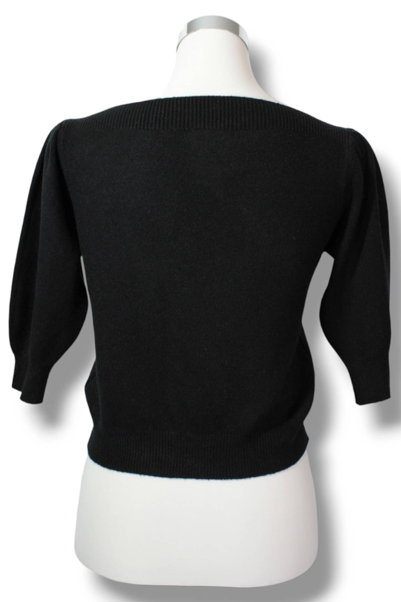 NINEF – Großhandel Strickpullover – Damen – Chicer roter Pullover – Vielseitig und gemütlich – S/M7