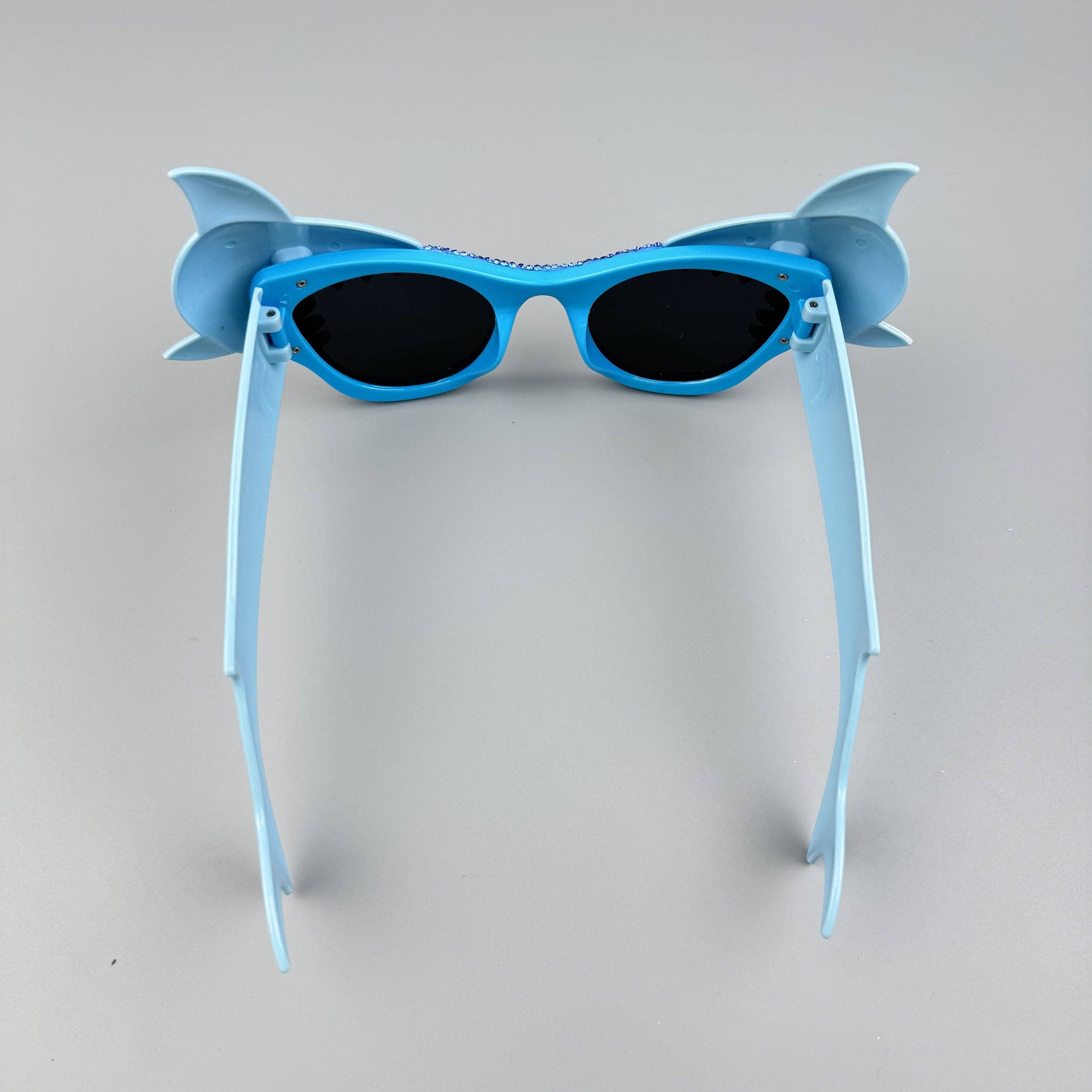 Blue Handmade Rhinestone Shark Party Eyeglasses G0524 for wholesale on Faire4