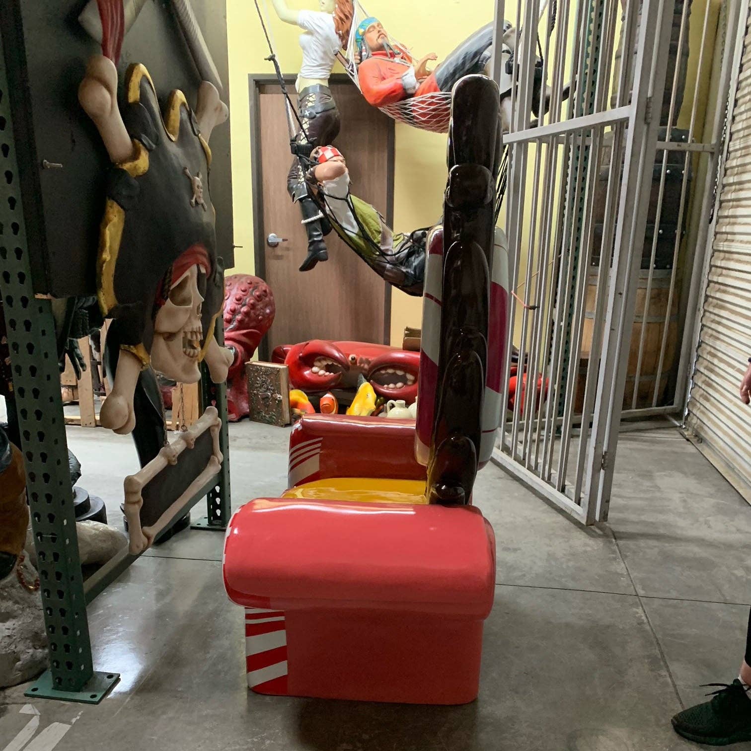 LM Treasures - Wholesale Decorative Figurine - Candy Throne Queen Life Size Statue5