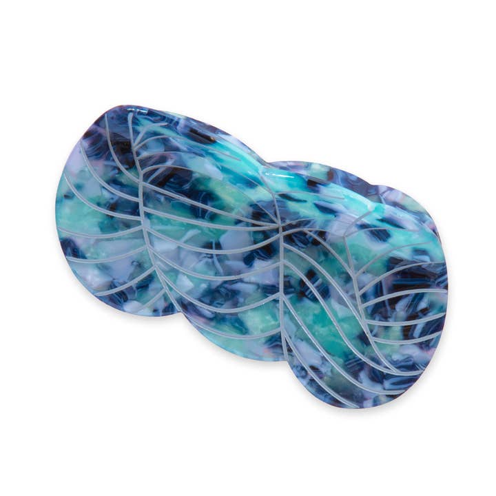 Sarah Hearts - Wholesale Hair Clip - Women's - Blue Yarn Skein Hair Claw Clip3