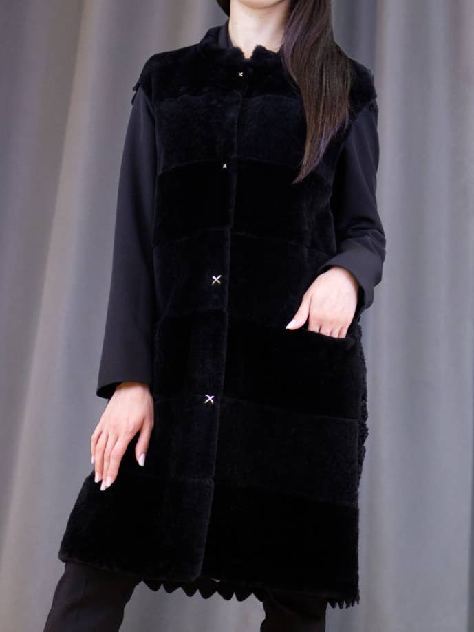 Shearling väst, med dyrbart utförande för wholesale av Marester