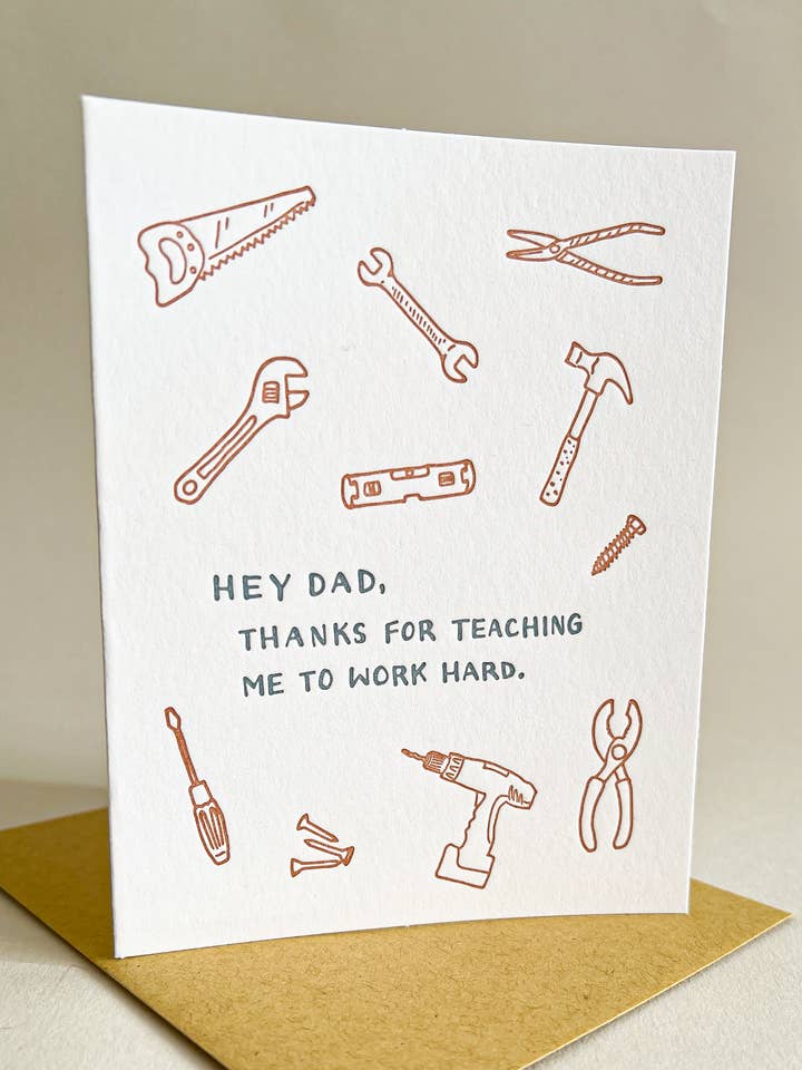 Hårdtarbejdende far for engroshandel hos Truth Papers