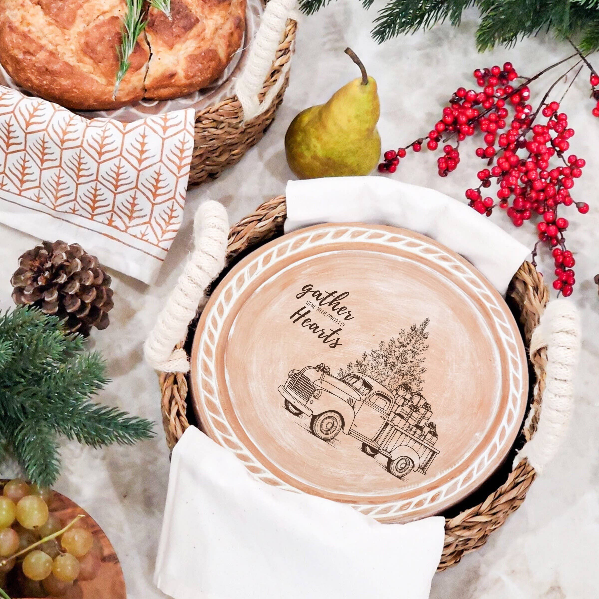 KORISSA - Wholesale Baking Dish - Handmade Bread Warmer & Wicker Basket - Christmas Round6