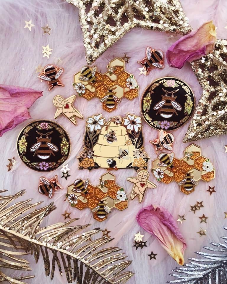 Lilly Baik - Wholesale Lapel Pin/Button - Beehive Enamel Pin4