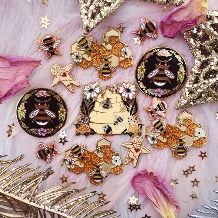 Lilly Baik - Wholesale Lapel Pin/Button - Beehive Enamel Pin4