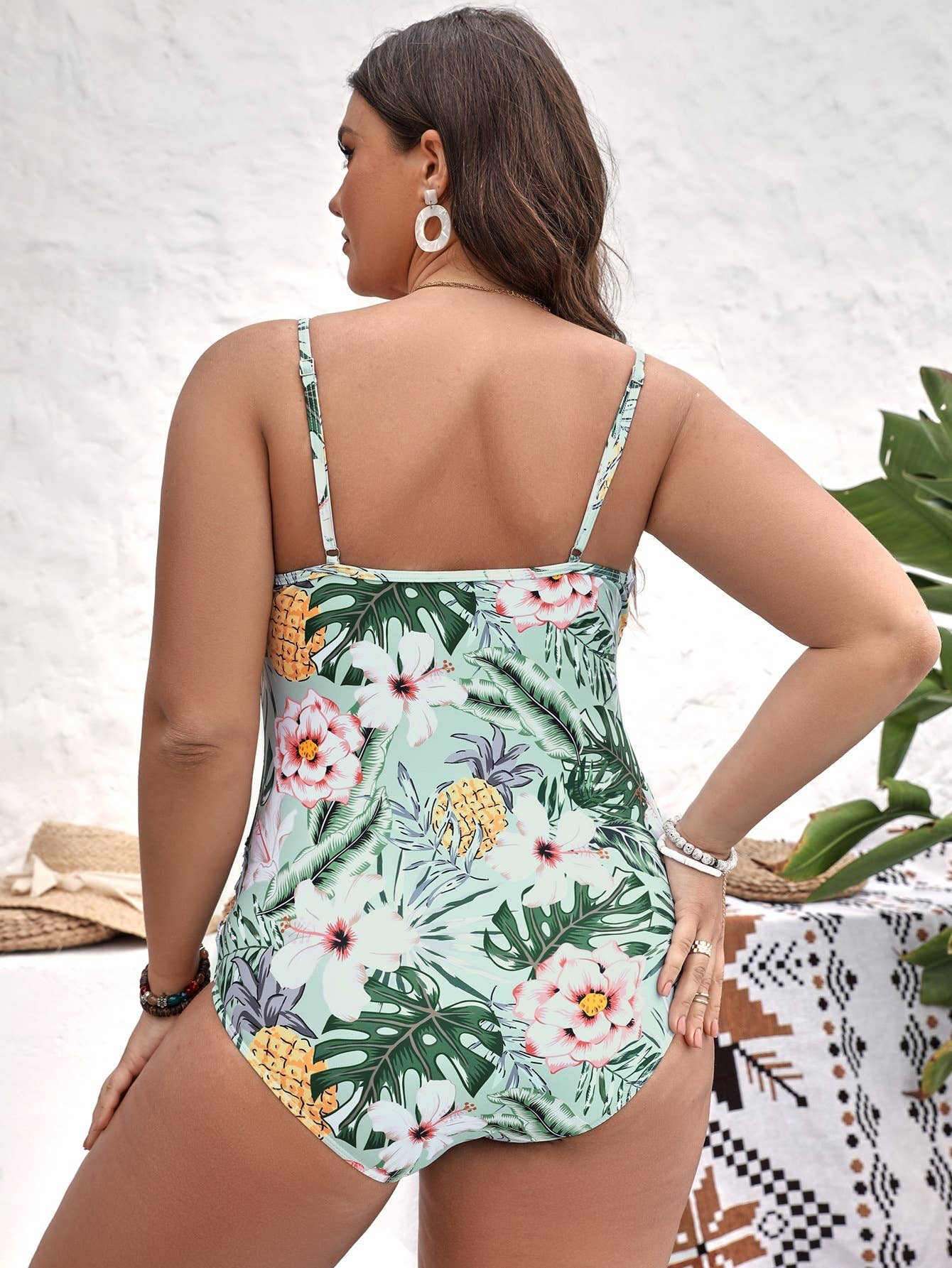 Crave by FW – Großhandel Badeanzug – Damen – Badeanzug in Übergröße mit Rüschen und Druckmuster8