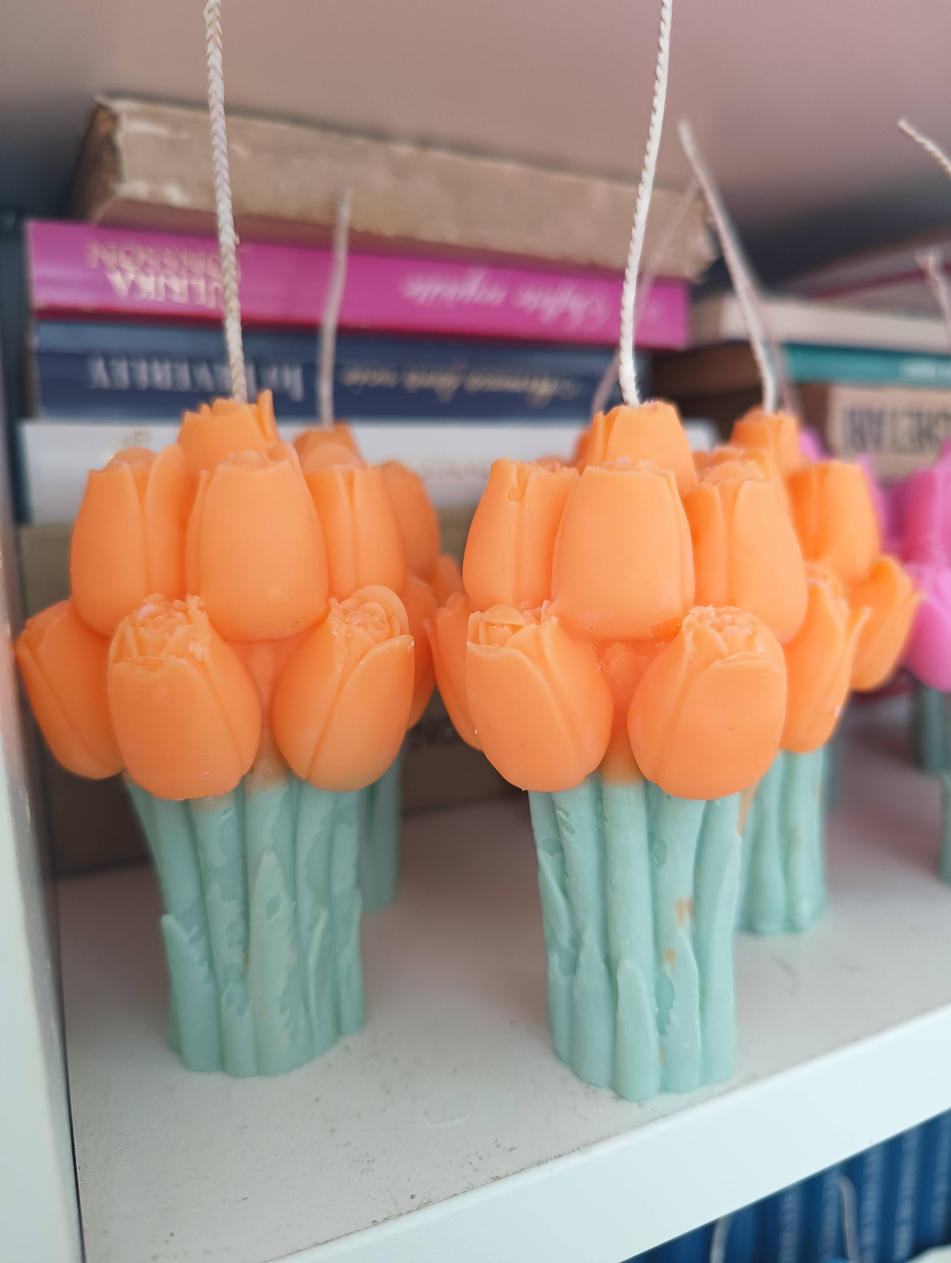 Llum del Sol - Wholesale Novelty Candle - Tulip Flower Candle | Soy Wax Scented Candle9