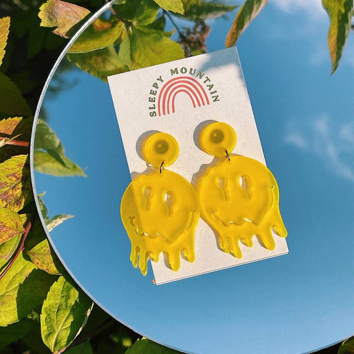 Sleepy Mountain - Wholesale Dangle Earrings - Melted Smiley Face Earrings