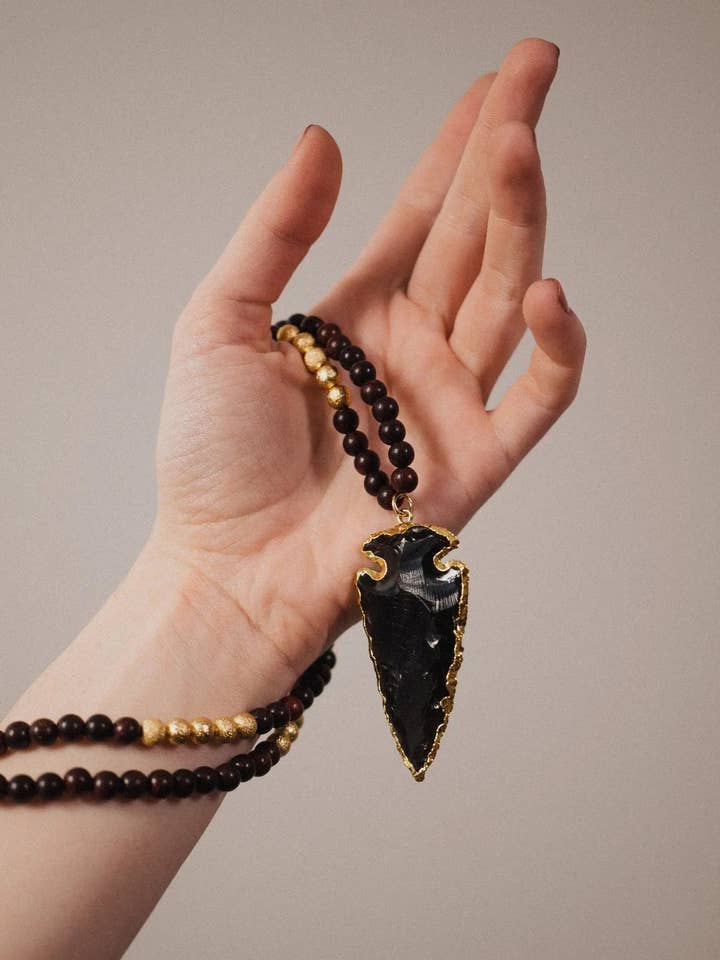 Collar de Obsidiana Negra con Colgante de Punta de Flecha for wholesale by PHOEBE´S