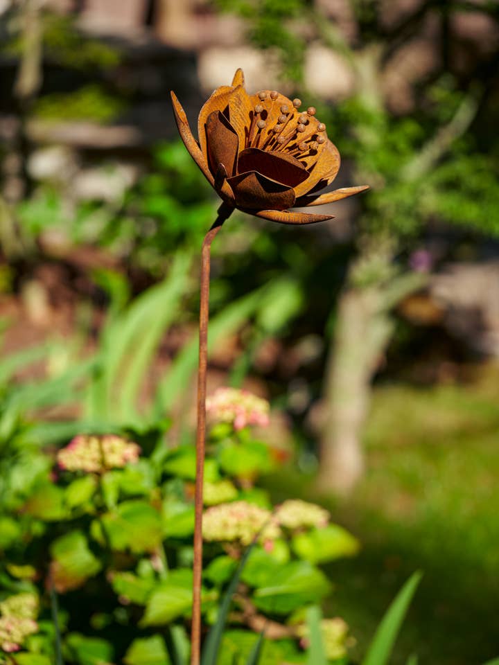 Mezzy Flower Stake for wholesale by Elegant Garden Design