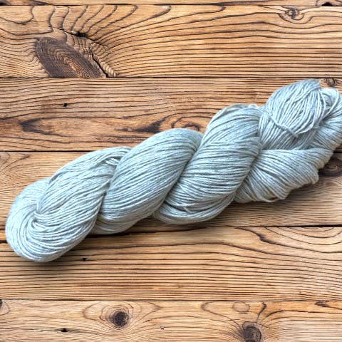 Rooster Yarns - Venta al por mayor Hilos - Hilo sin teñir: hilo de tejer DK de algodón orgánico/lino