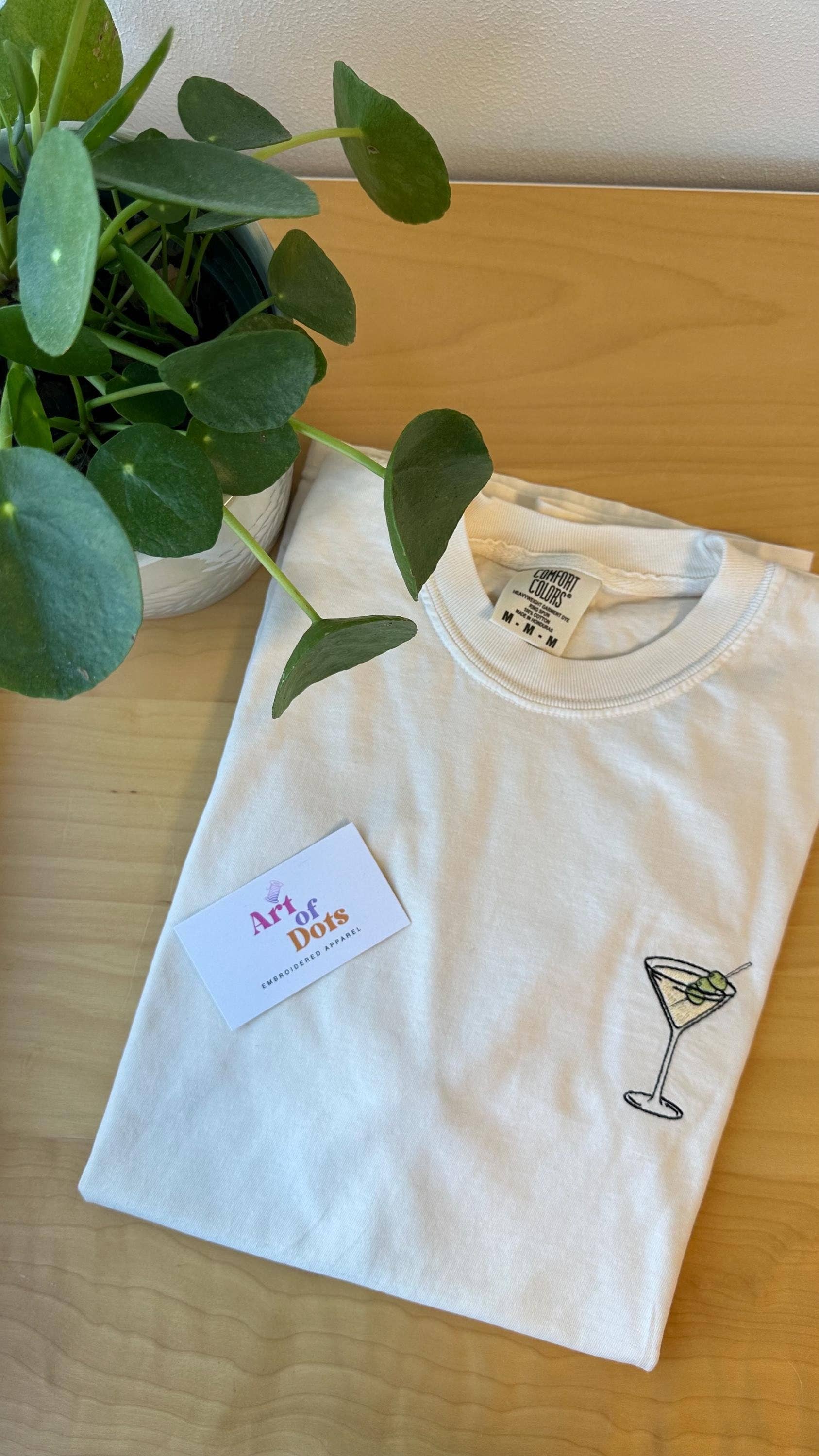 ART OF DOTS - Vente T-shirt – femme - Chemise à cocktail Martini brodée pour occasions spéciales #20