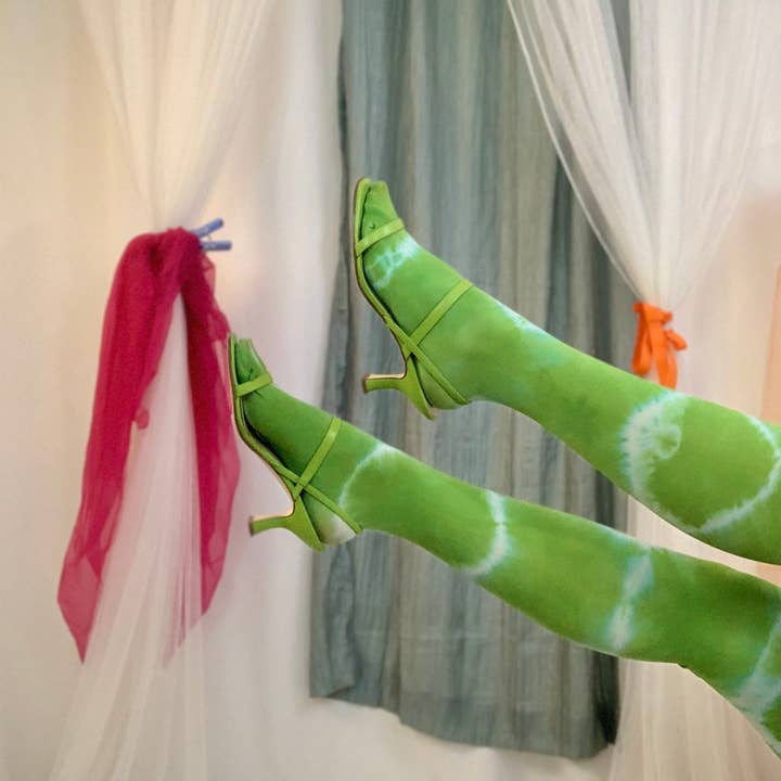 Shop Journal Vintage - Venta al por mayor Medias - Mujer - Medias con estribos teñidos anudados, colores surtidos5