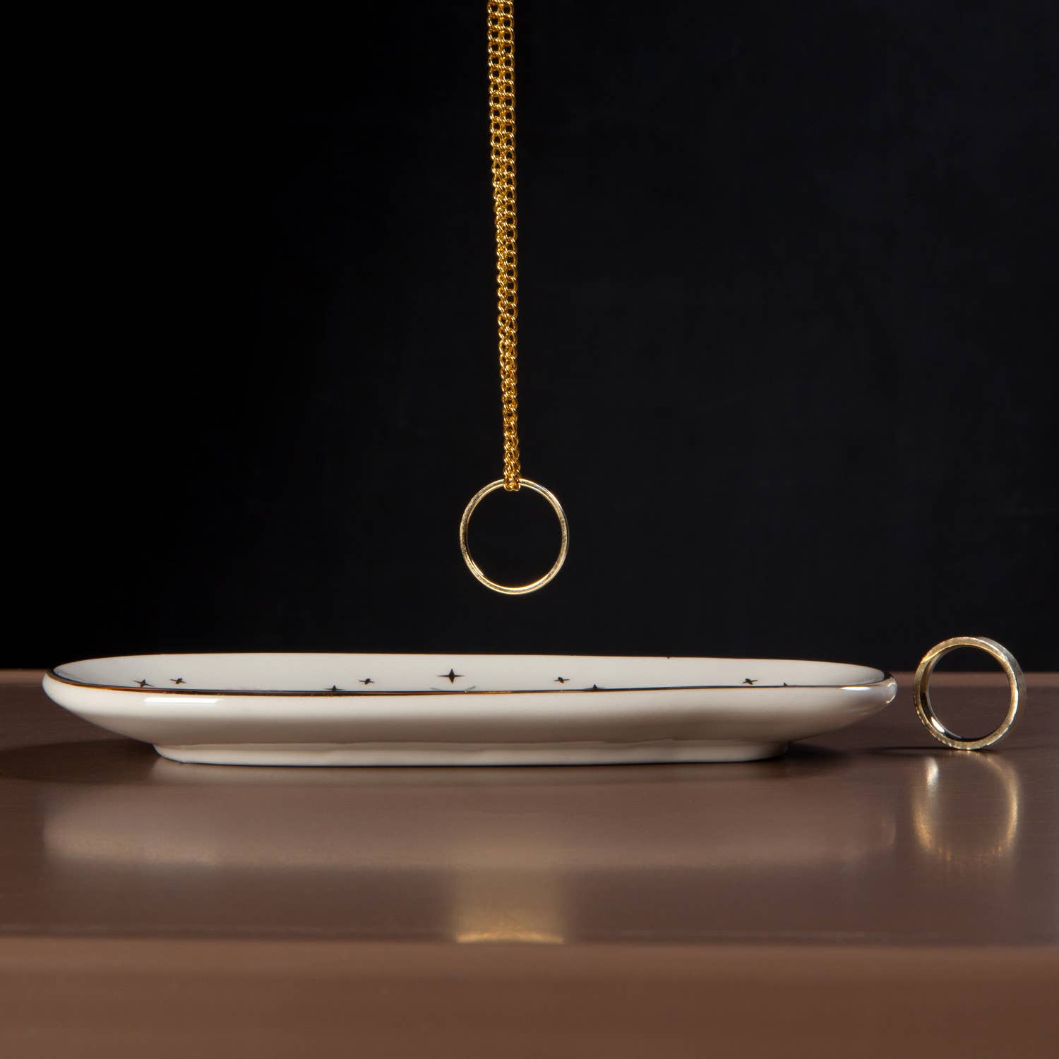 Danica Studio - Vente Plateaux à bijoux - Plateau ovale en céramique « Far And Away » de Danica Studio3