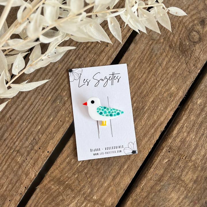 Huguette Violaine Brooch for wholesale by Les Suzettes