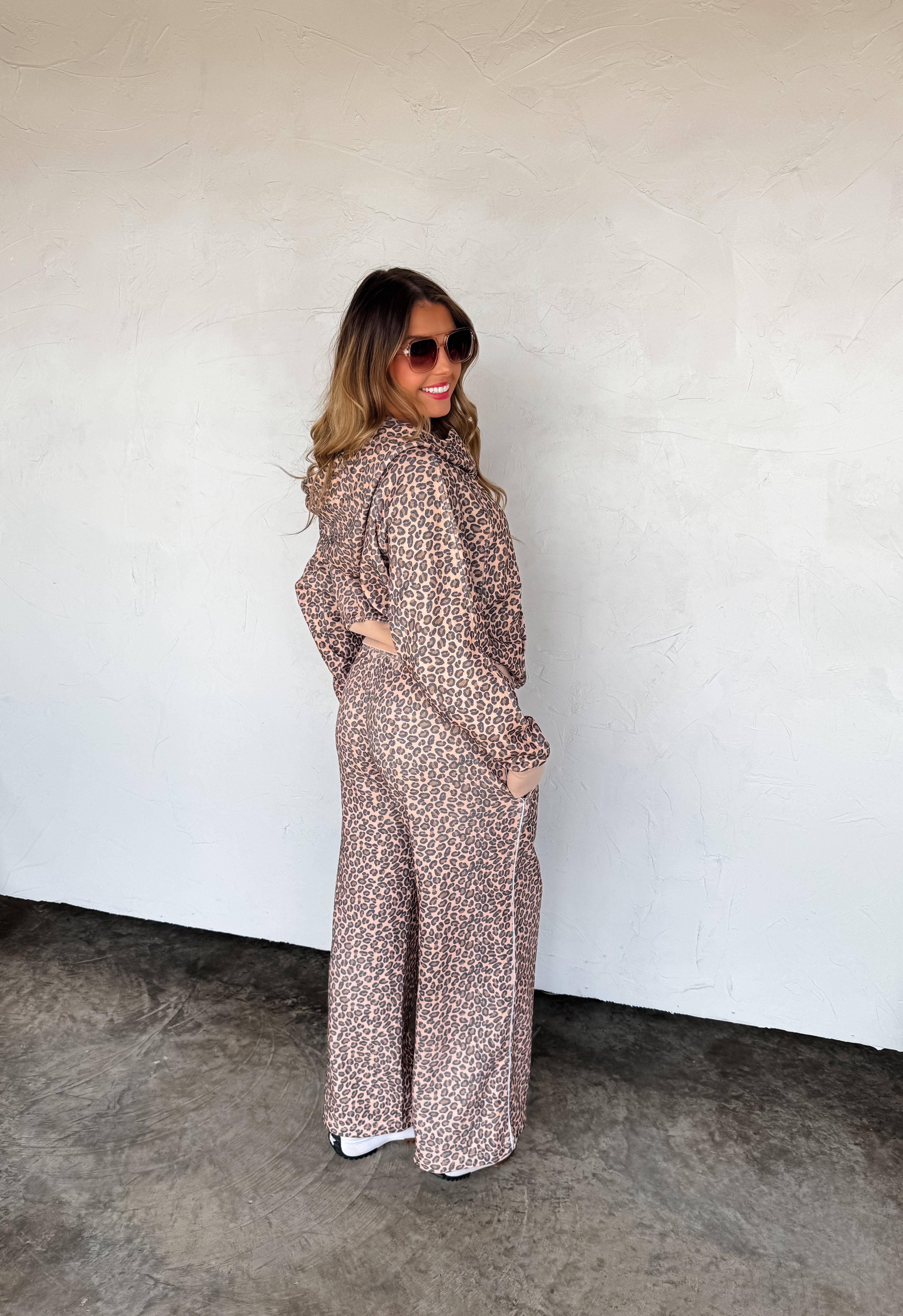 BLAKELEY - Wholesale Hoodie - Women's - FLORAL & CHEETAH EASY DOES IT PULLOVER11