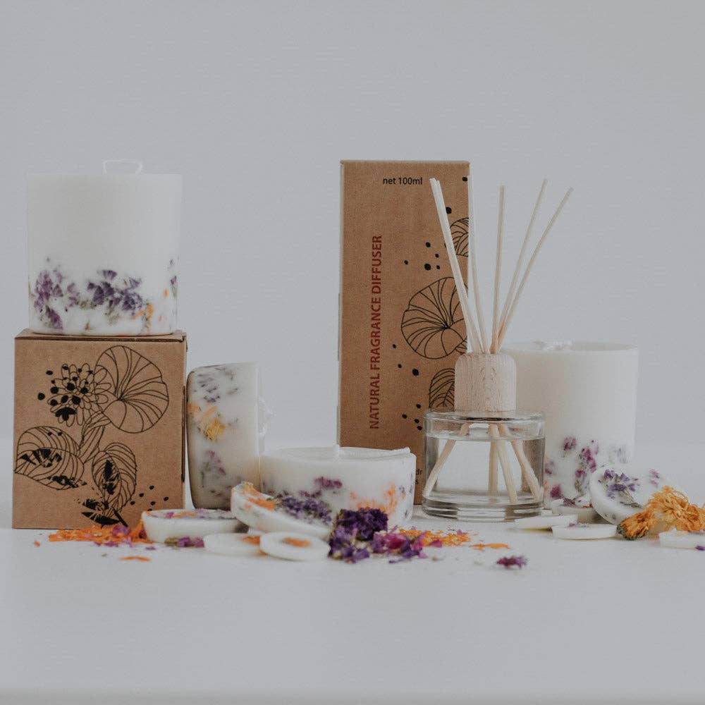 the MUNIO - Wholesale Reed Diffuser - WILD FLOWERS DIFFUSER2