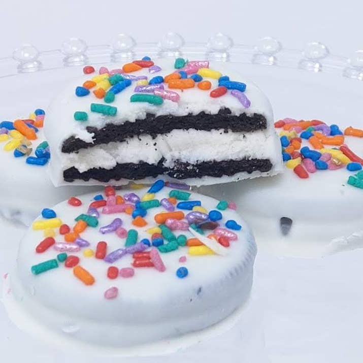 Wild Angel Treats, LLC - Wholesale Biscuit - Rainbow Sprinkles Chocolate Covered Oreos - 6-Packs