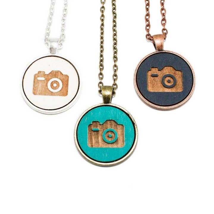 Small Cameo Pendant - Camera for wholesale by Once Again Sam
