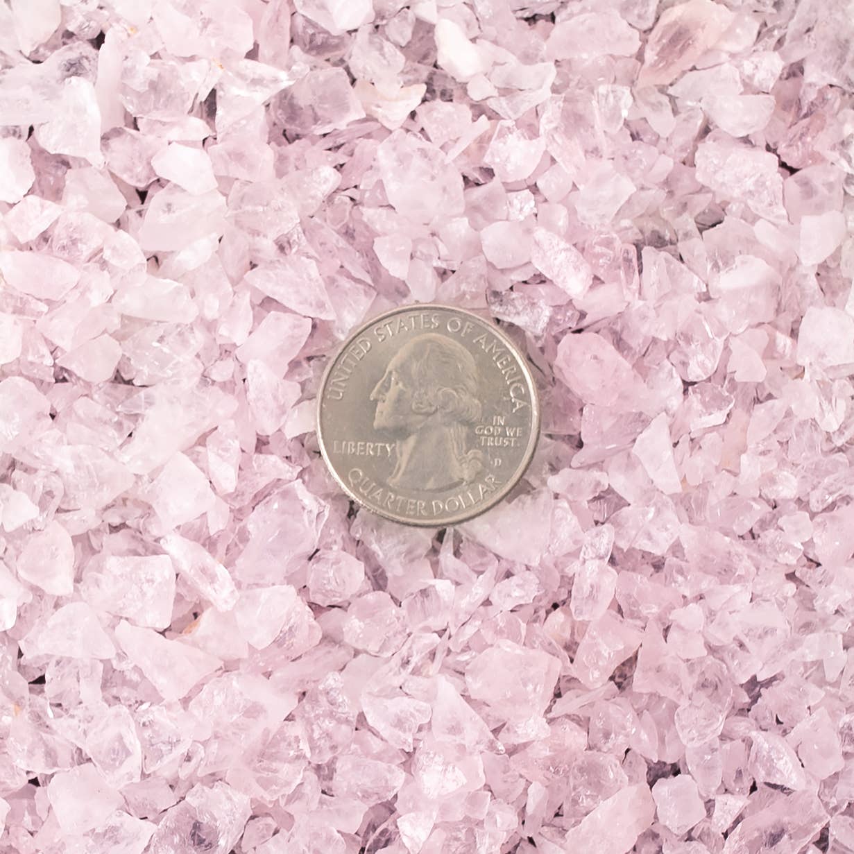 Sarimoire - Vente Pierre et cristal de spiritualité - Mini éclats de cristal brut de quartz rose - Pointes de cristal2