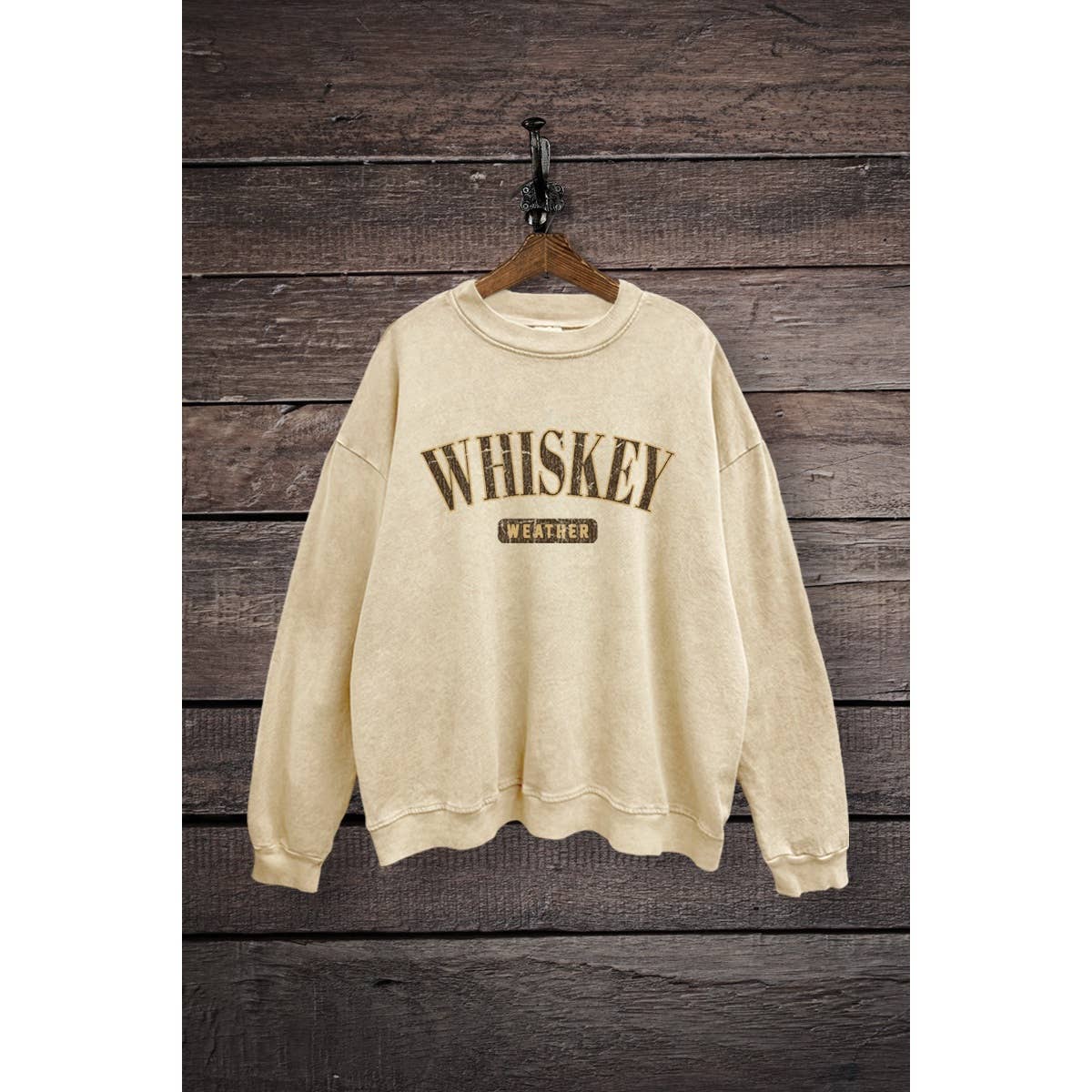 VINTAGE POINT USA – wholesale Sweatshirt med tryck - Dam – WHISKEY VÄDER GRAFISK MINERALTVÄTTAD SWEATSHIRT0