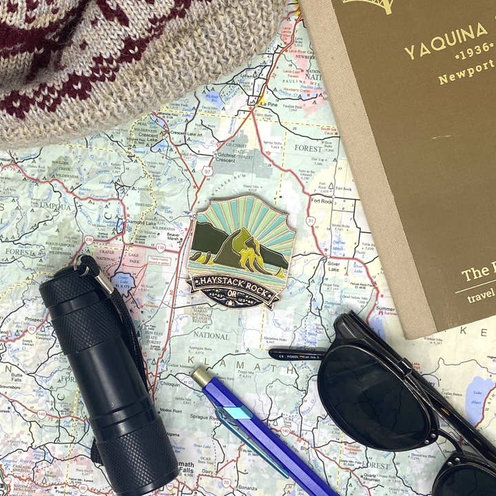 Landmarks Unlimited - Wholesale Lapel Pin/Button - Haystack Rock - Large Enamel Pin1