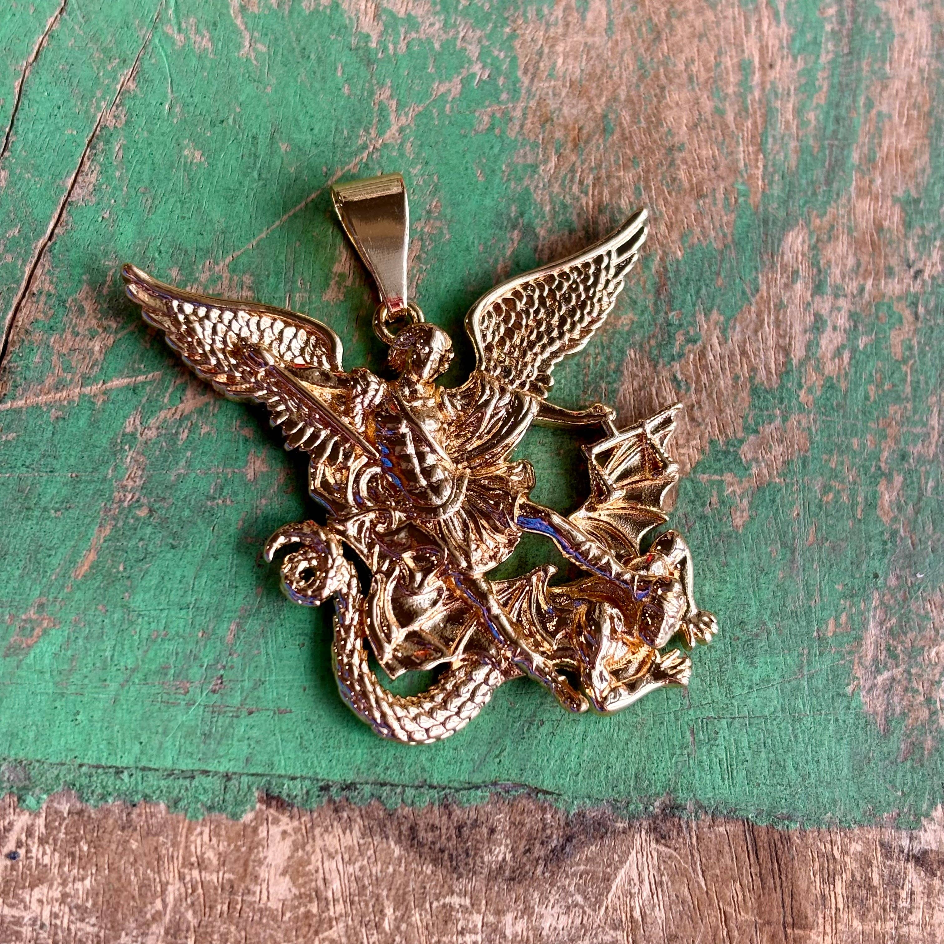 Love and Honor Jesus LLC – Engroshandel Vedhæng/charm – Store forgyldte vedhæng6