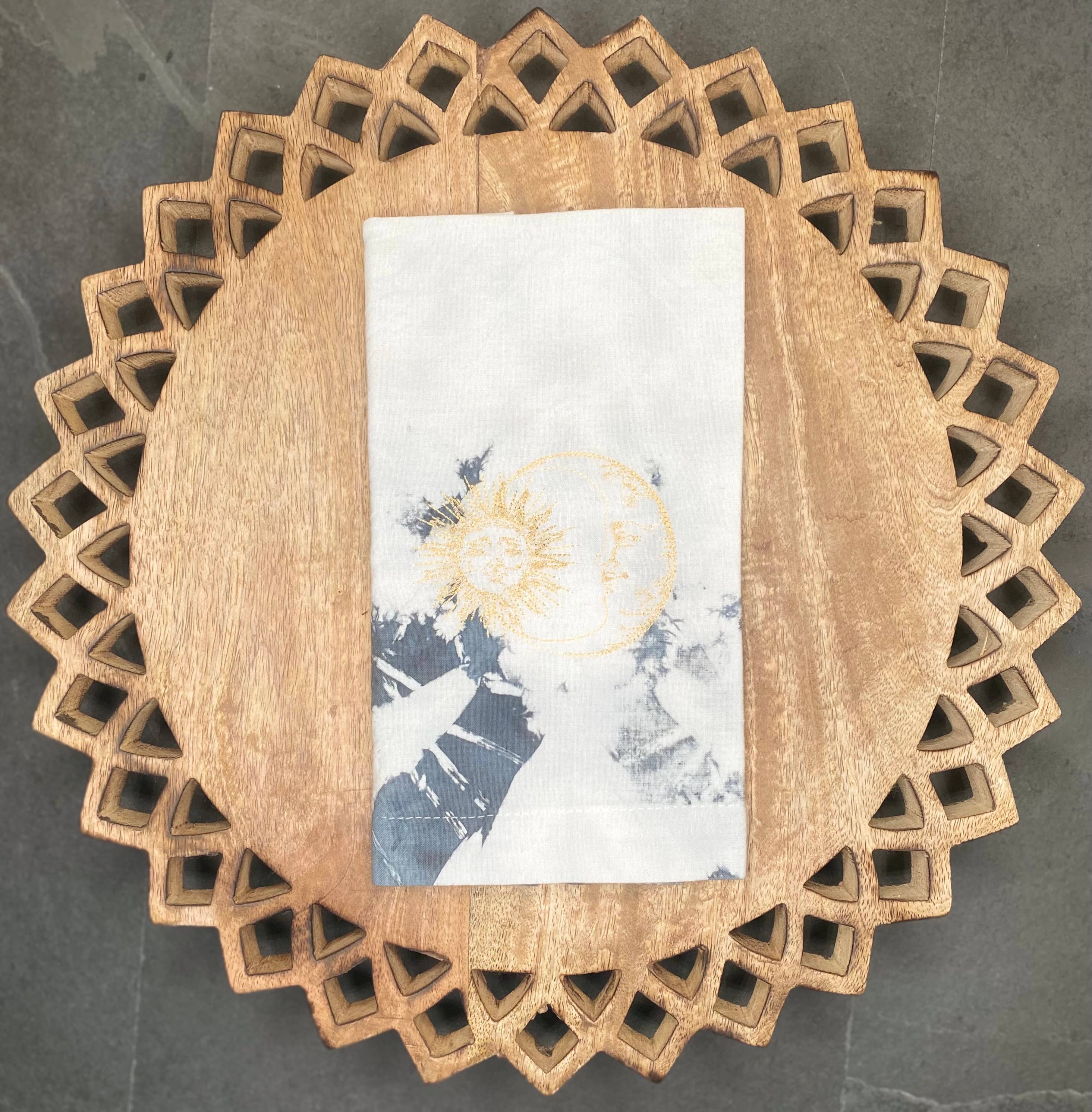 Lucky Penny LA - Vendita all'ingrosso Tovaglioli da tavola in stoffa - Tovaglioli Tie Dye Sun and the Moon1